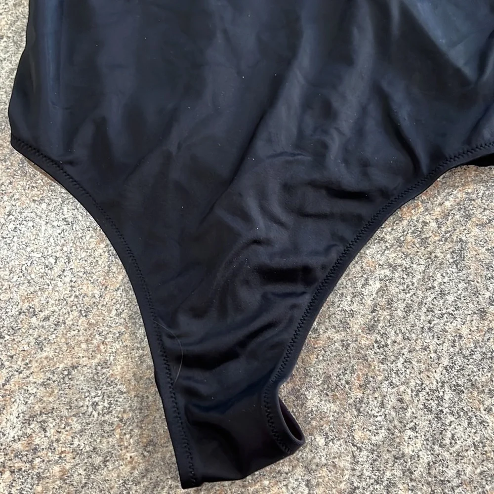 Pink, Victoria's Secret swimsuit size large - Picture 4 of 8